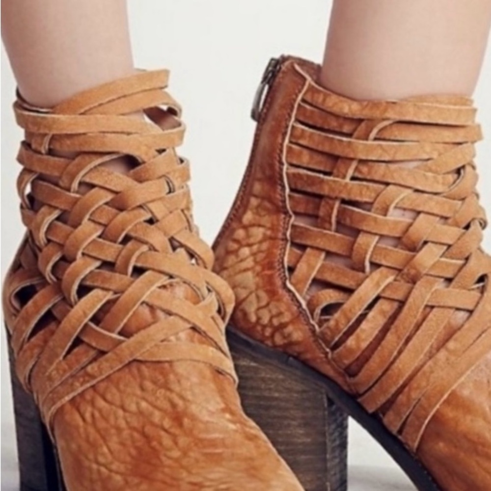 Free People Carrera Braided Woven Leather Boot Vintage Tan Distress SZ 38